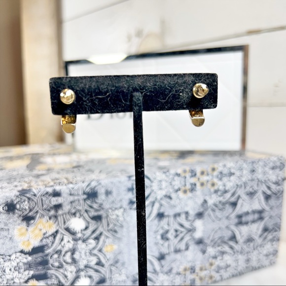 |SOLD| Christian Dior Navy Enamel & Gold Post-Back Earrings - Picture 4 of 6